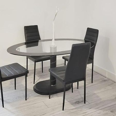 City Centre 1 Bed Apartment バーミンガム エクステリア 写真
